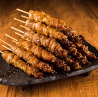 博多名物ぐるぐる鶏皮串