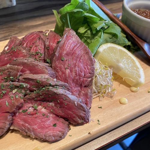 自家製ローストビーフ　～オニオンソース添え～