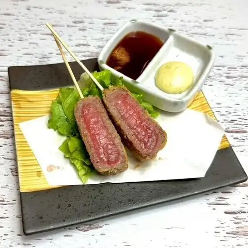 レア牛串カツ