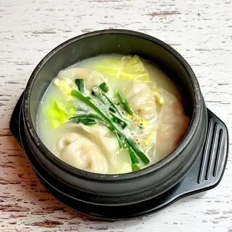 水餃子（鶏白湯）