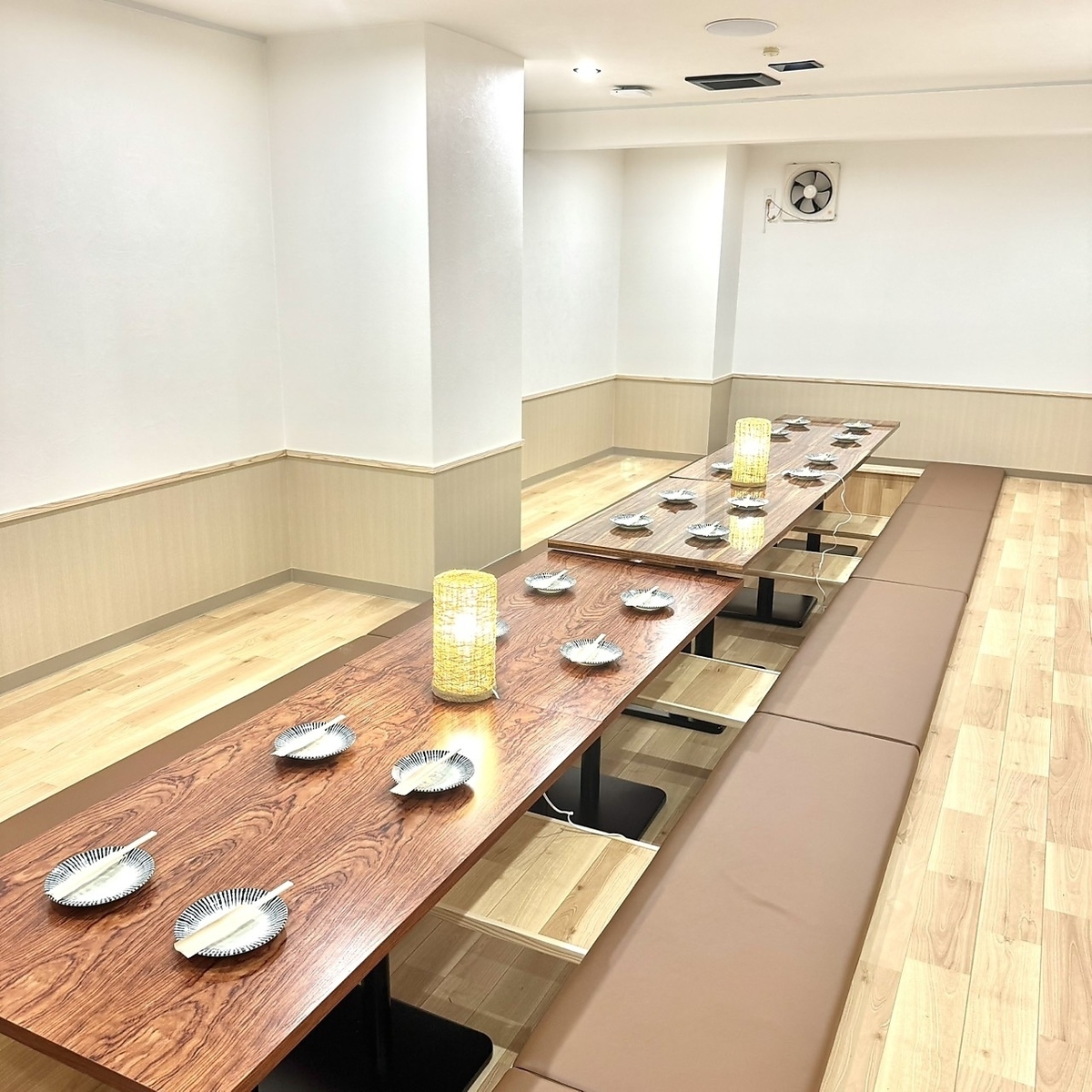 大人数での宴会にもぴったり◎広々とした店内でワイワイ楽しく★