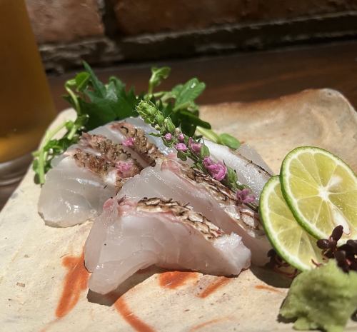 Setouchi red sea bream grilled on straw