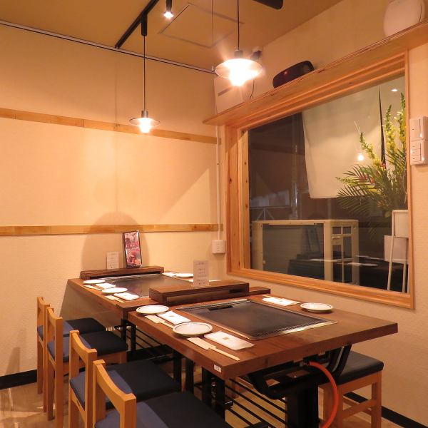 Tucked away in a quiet alley, it is truly a hidden gem known only to those in the know.A warm atmosphere surrounds the store with soft lighting and a relaxing interior.We have various types of seats such as tables and counter seats, so we can accommodate any occasion ◎ Perfect for sightseeing in Okayama Castle and Korakuen ☆