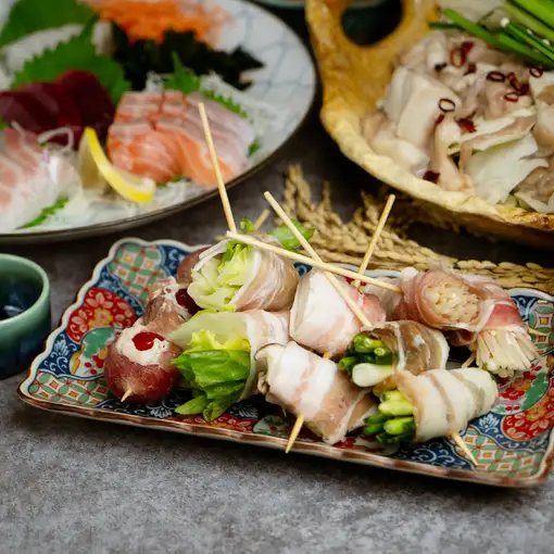 【鹿児島コース】薩摩の誇り！地鶏と炙り野菜の肉巻き串堪能＜3時間飲み放題付き＞4980円