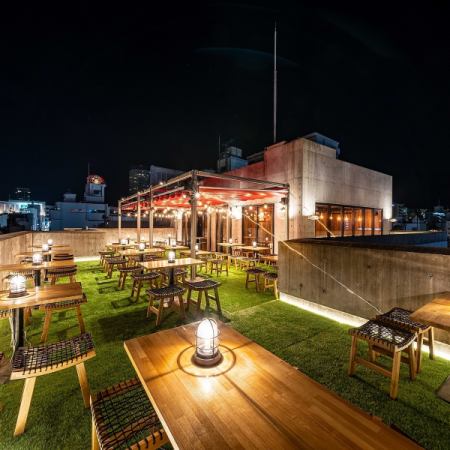 야경과 밤하늘을 즐기는 테라스석도 다수 준비! 대 파노라마를 즐겨 주세요 ◎