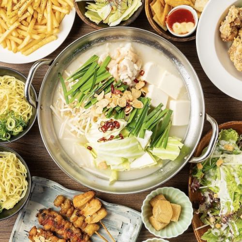 일본 연회 ●적백 선택할 수 있는 하카타 모츠 냄비(〆 첨부)+야키토리 모듬이 세트◎2h 음료 무제한 만끽 코스 4499엔⇒