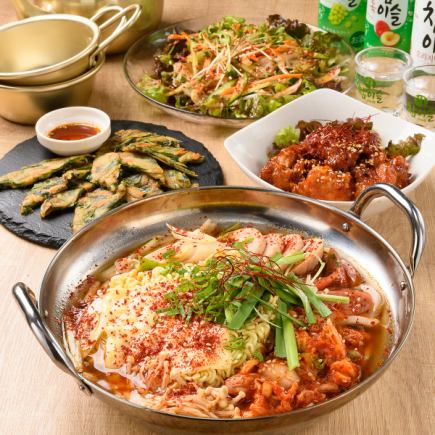 <1/3~>【人气！】麻辣火锅budae jjigae 2400日元（含税）