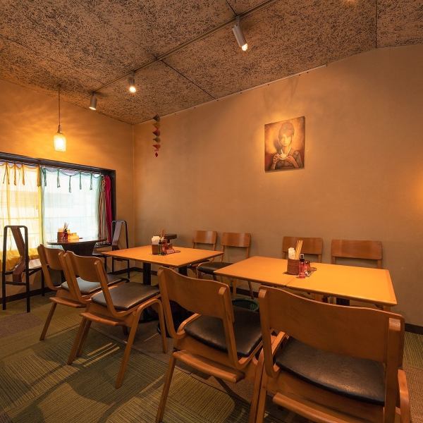 ≪Spend time in a warm and gentle space≫We have table seats for 4 people on the 2nd floor, a round table by the window, and sofa seats where you can relax comfortably.We also accept parties on the 2nd floor charter ◎