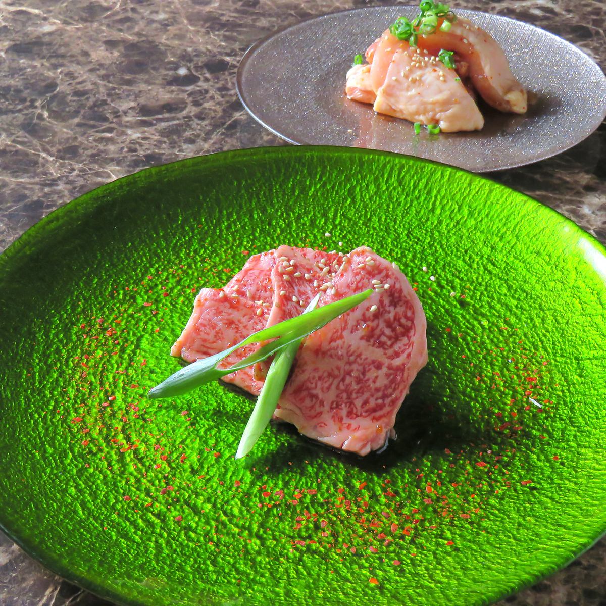 How about an adult date with high-quality Japanese beef yakiniku?