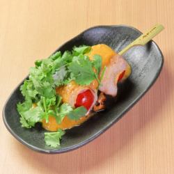 虾和番茄冬阴功串