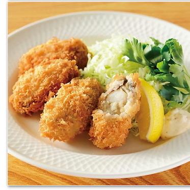 Oversized fried oyster set meal 1200 yen