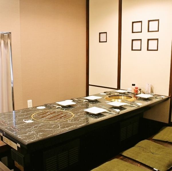 We will have private seating for up to 16 people.Convenience in friends, company banquets etc. is also excellent!