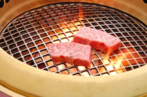 雪月塚烤肉午餐特惠：特價2035日圓（含稅）
