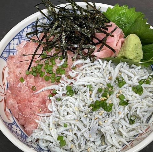 12種海鮮蓋飯/海鮮拌飯/蔥白魚蓋飯