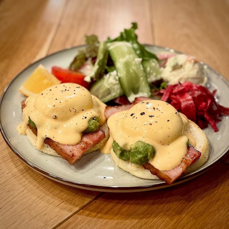 PlateBacon Eggs Benedict