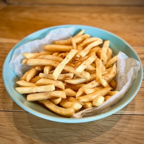 French fries (French, garlic or Cajun)