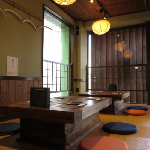 ◆木の温もりあふれる店内