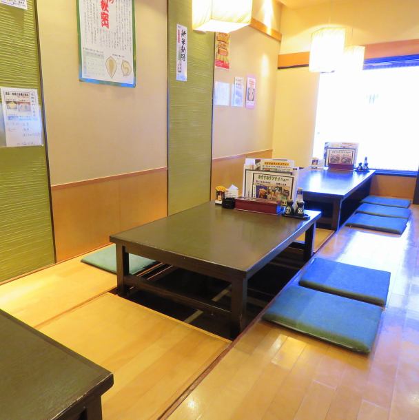 There is a popular digging table where you can relax.Not only for dinner, but also recommended for lunch banquets!