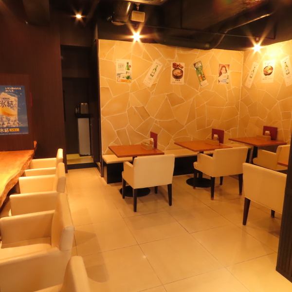 [◇ Can be reserved for 11 to 16 people! ◇] Our restaurant can be reserved for 11 to 16 people! You can enjoy authentic Korean food and alcoholic beverages such as chamisul and makgeolli without worrying about your surroundings. , you can enjoy your time with your loved ones to the fullest.We accept reservations over the phone, so if you have any requests or consultations when you call, please feel free to do so!