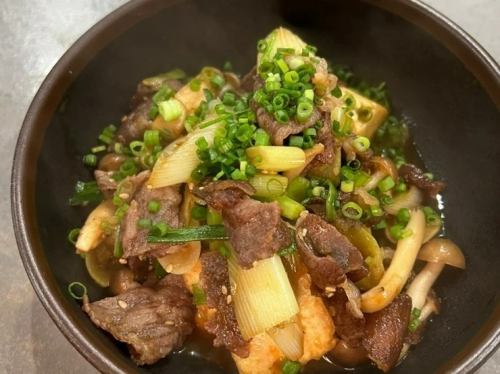 県産和牛の肉豆腐～旨辛豆板醤ダレ～