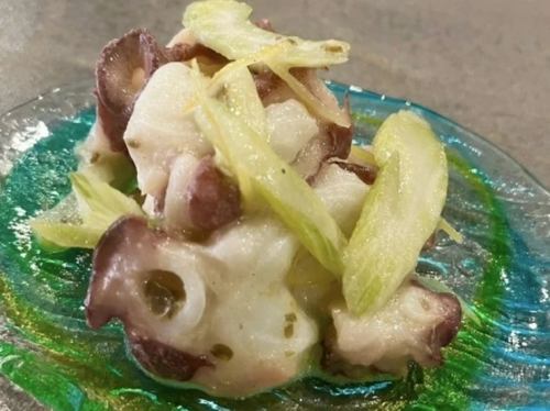 北海道水ダコとセロリのマリネ