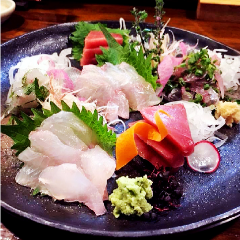 Sashimi (1 serving)