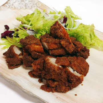 Crispy fried chicken with special spices