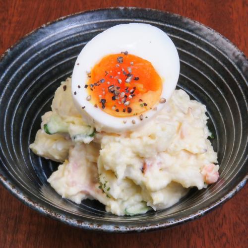 半熟卵のポテトサラダ