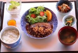 ハンバーグランチ