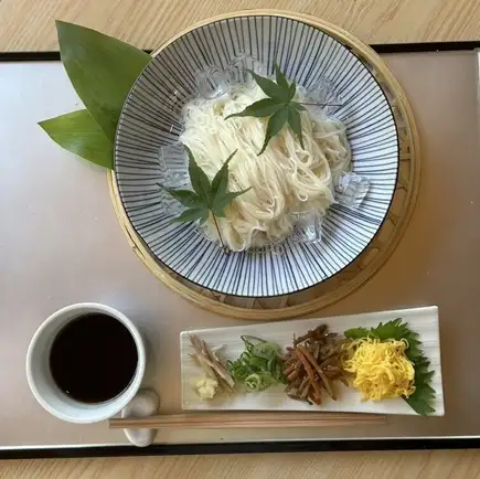 三轮素面