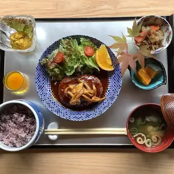 hamburger lunch