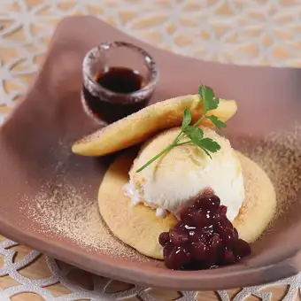 Miyake's Dorayaki Milk Ice Cream Sandwich