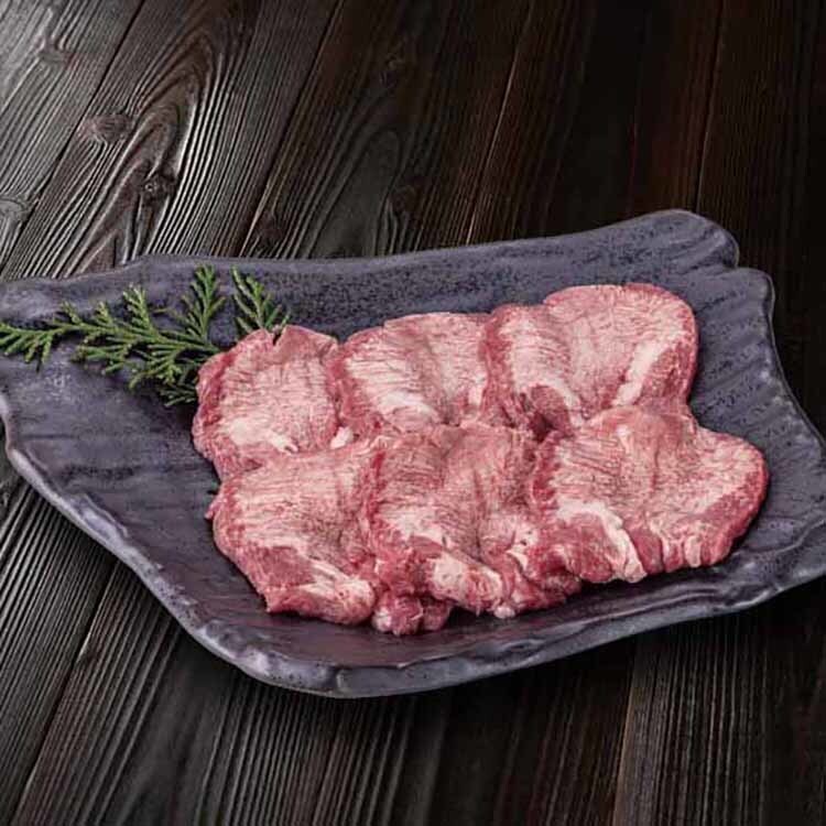 手切りのタンと焼肉と土鍋ご飯が楽しめる街焼肉!