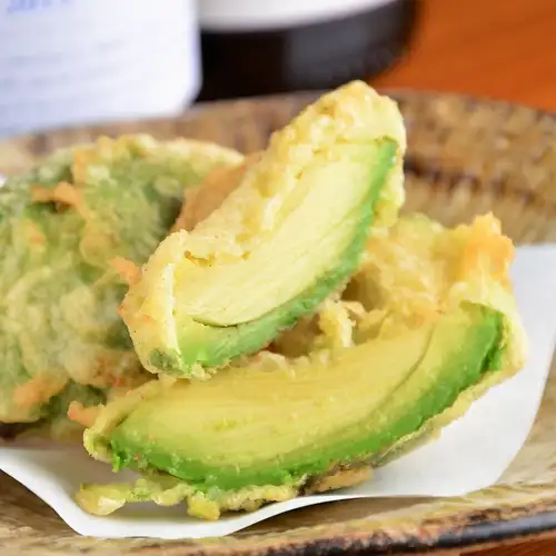 旬の恵みを揚げる。揚げたて天ぷらを心ゆくまで楽しむ