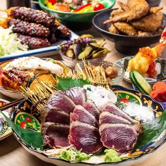 [2-hour all-you-can-drink included] Nagoya specialty feast course [8 dishes total / 6,000 yen]