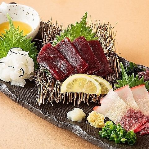 Assorted whale sashimi