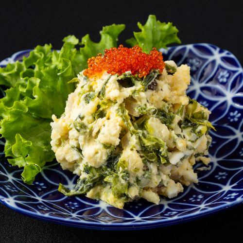 Japanese-style potato salad with green laver