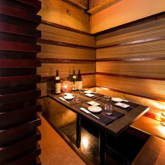 Japanese traditional elements and modern comfort.Refresh your mind and body in a unique space.Experience a hideaway in the middle of the city.