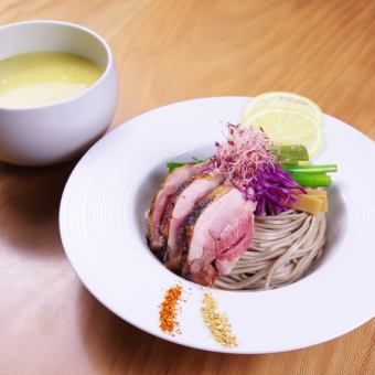 [Weekdays only] ≪Chicken flavorful≫Chicken Tsukesoba lunch♪