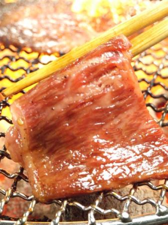 南受歡迎的烤肉店☆享受便宜又美味的肉◎靠近法善寺橫丁！