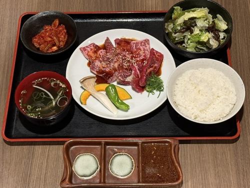 A国産牛焼肉ランチ(ロースorカルビ)120g