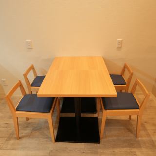 4 seater table