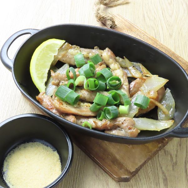 お酒が止まらない！鶏せせりの塩焼き