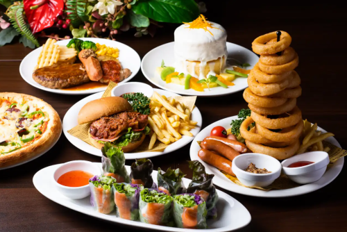 Drinks & food galore★