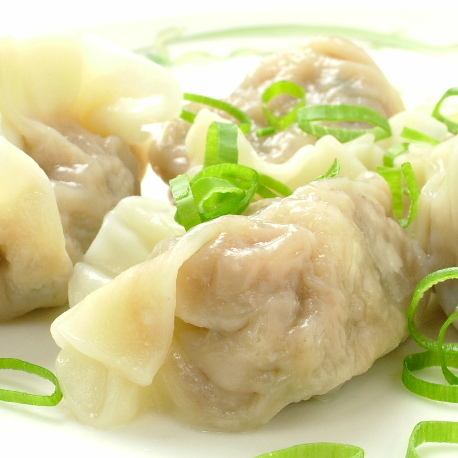Homemade boiled dumplings (5 pieces)