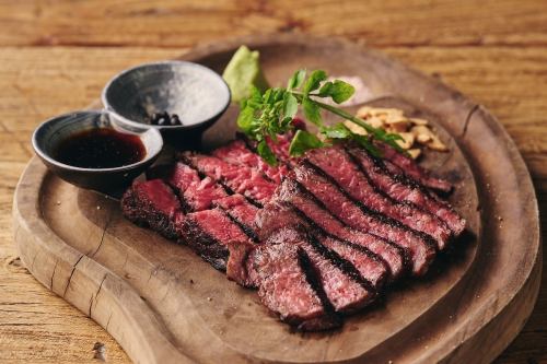 [Charcoal grilled] Premium Joshu Wagyu beef rump and aitchbone steak