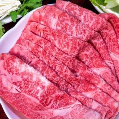 4种牛肉、9种牛内脏等共9道菜【烤肉5,200日元套餐】