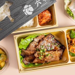 大好評の出来立て焼肉弁当！おかげさまで年間20,000食以上の販売実績