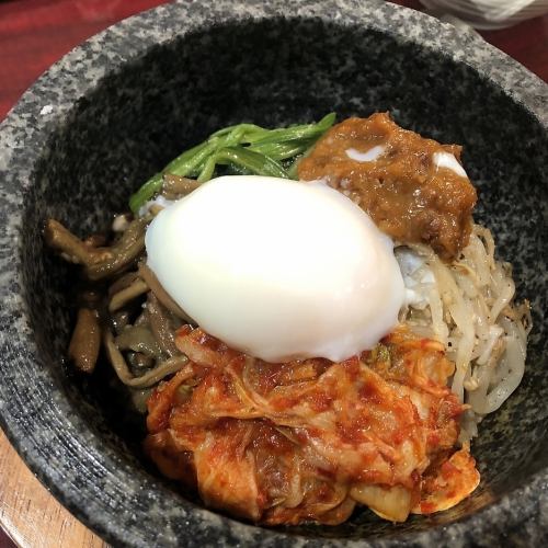 Bibimbap (without stone) small/large / Stone-grilled bibimbap small/large