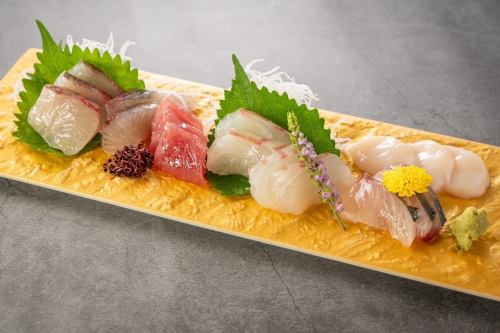 Super fresh! 5 types of sashimi Mori